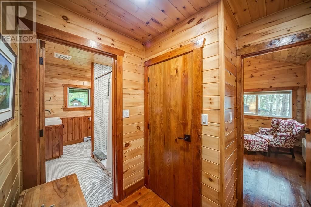 219 PINEWOOD ROAD Image 33