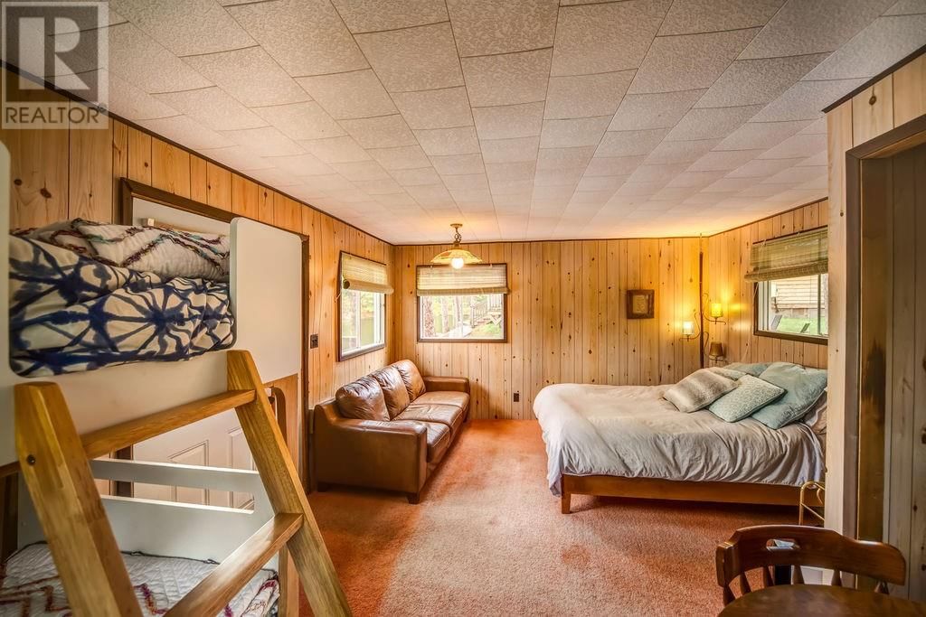 219 PINEWOOD ROAD Image 36