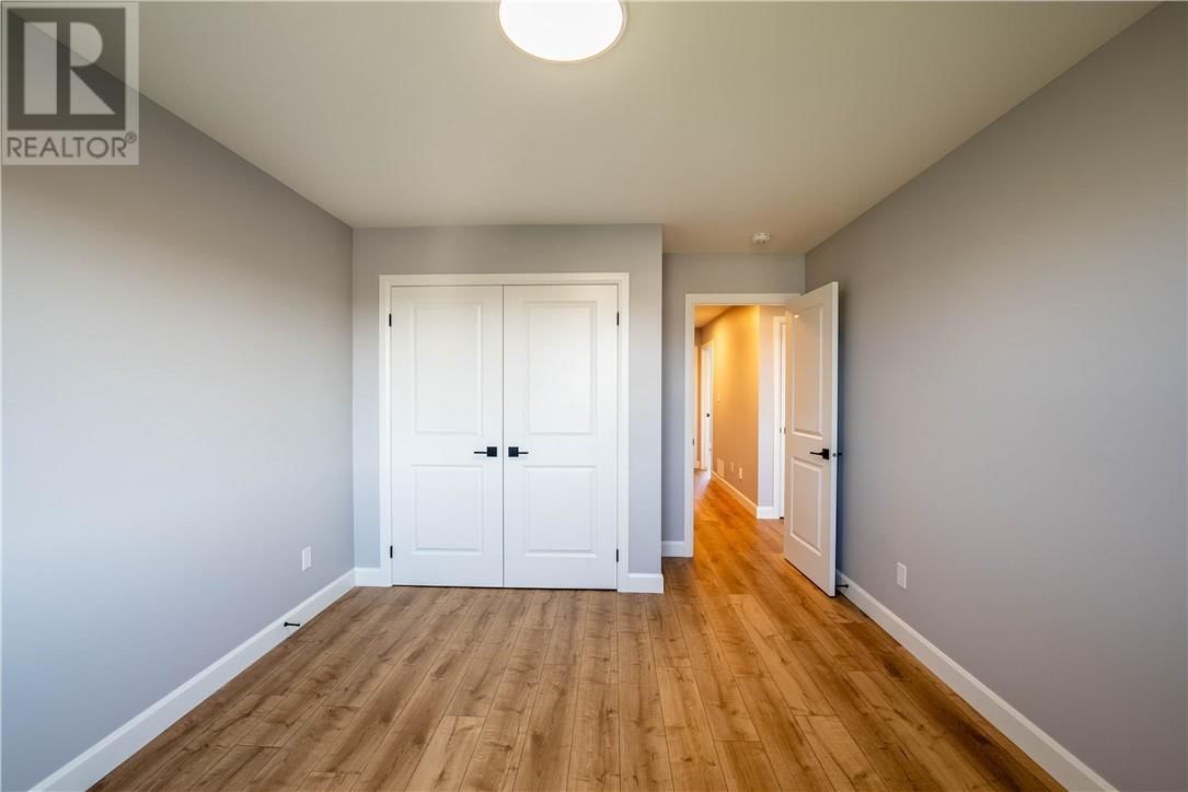 2951 RUBY STREET Image 9