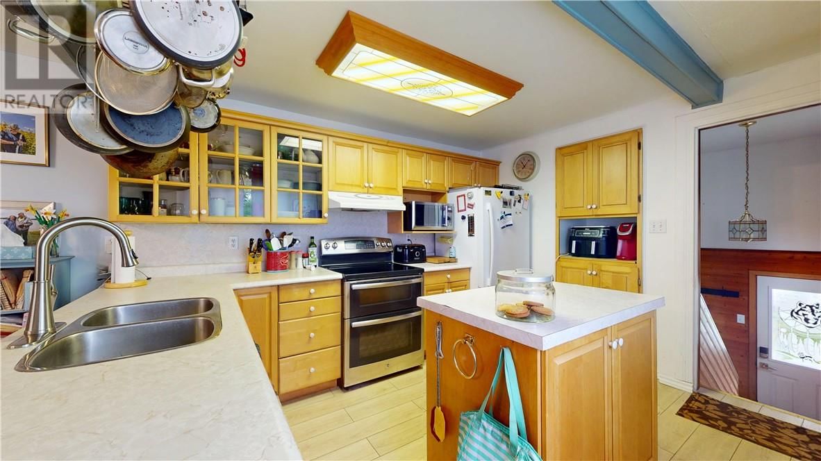 1 DRAPER ST. Image 25