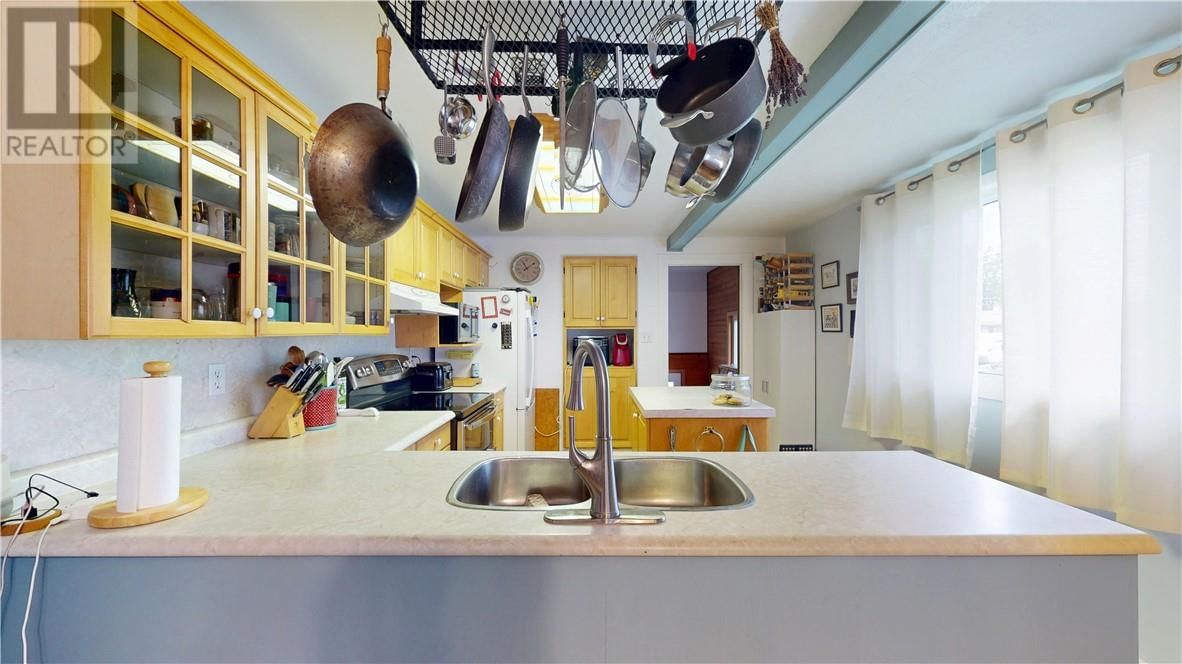 1 DRAPER ST. Image 28