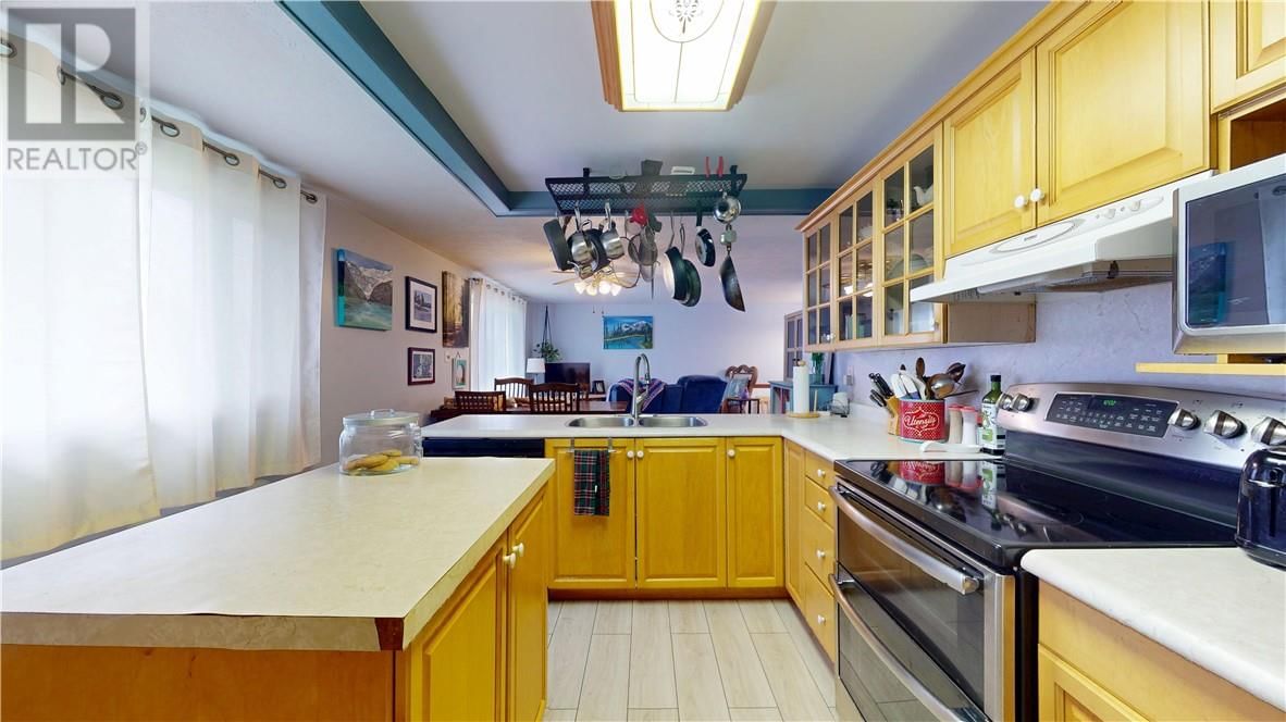 1 DRAPER ST. Image 32