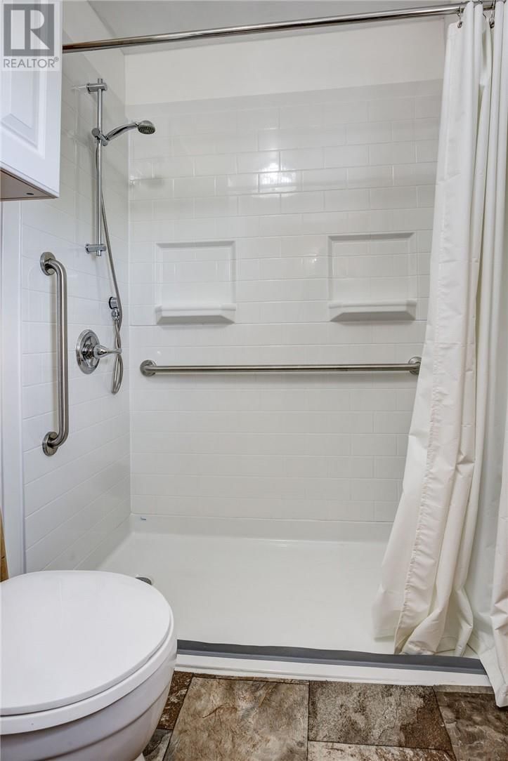 2496 BIRCH STREET Image 14