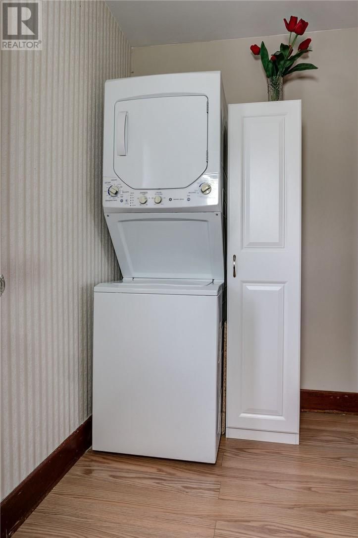 2496 BIRCH STREET Image 15
