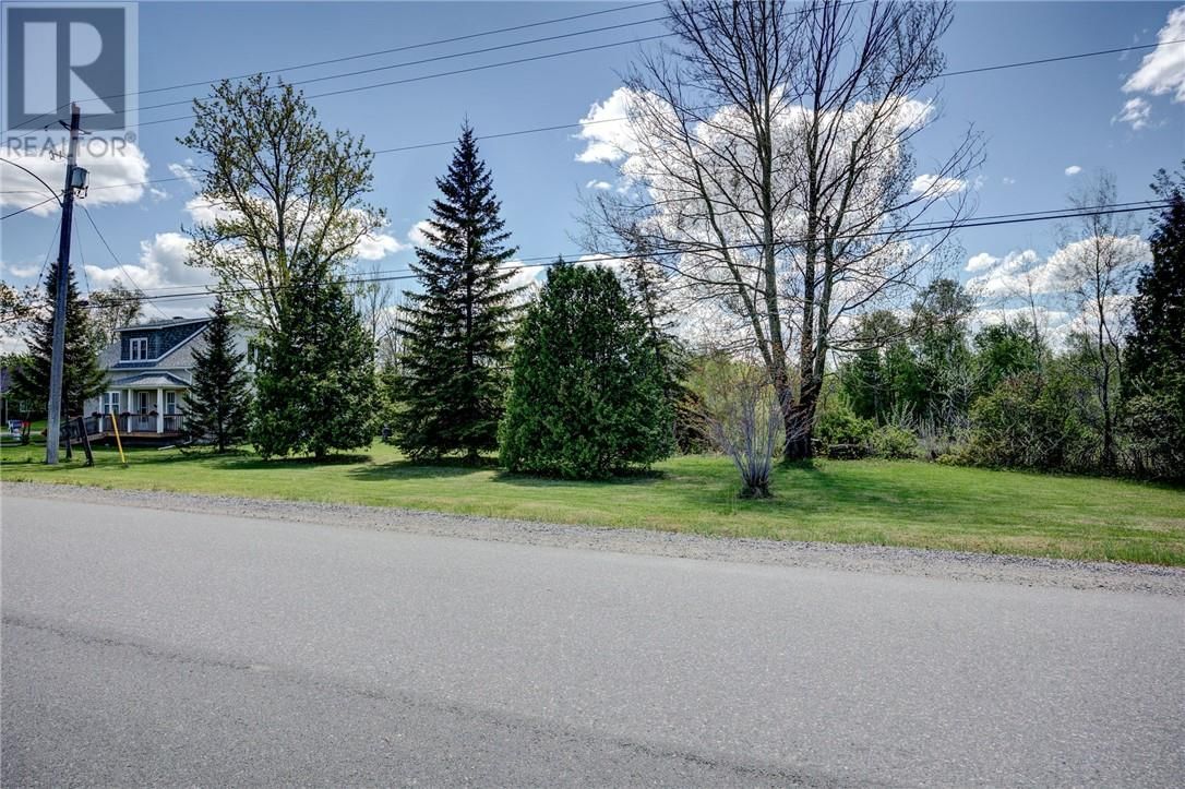 2496 BIRCH STREET Image 6