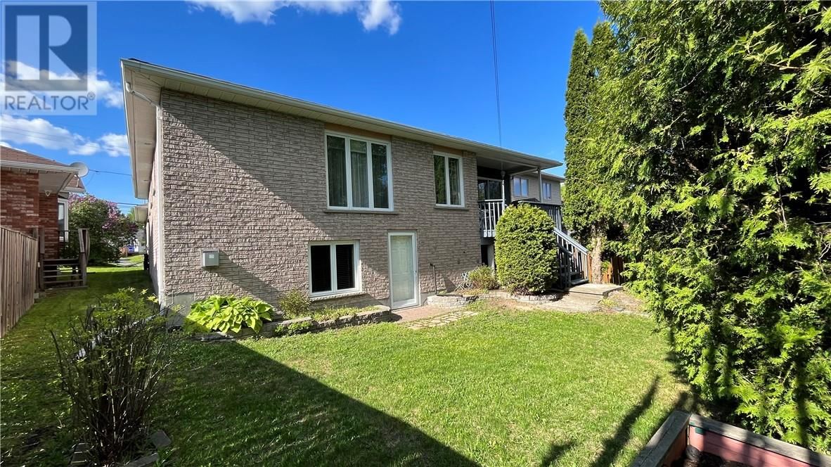 351 ESTER STREET Image 3