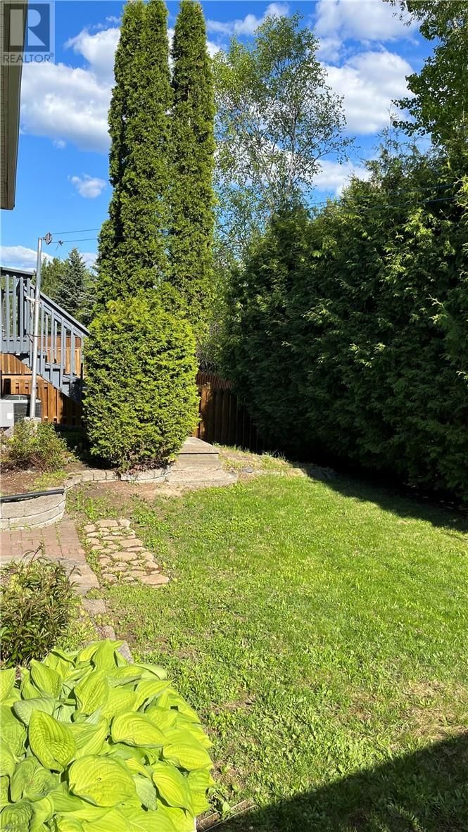 351 ESTER STREET Image 4