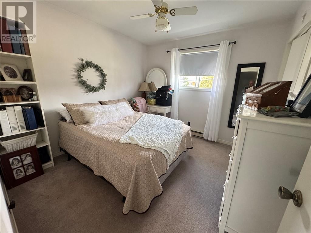 3133 BANCROFT Image 14