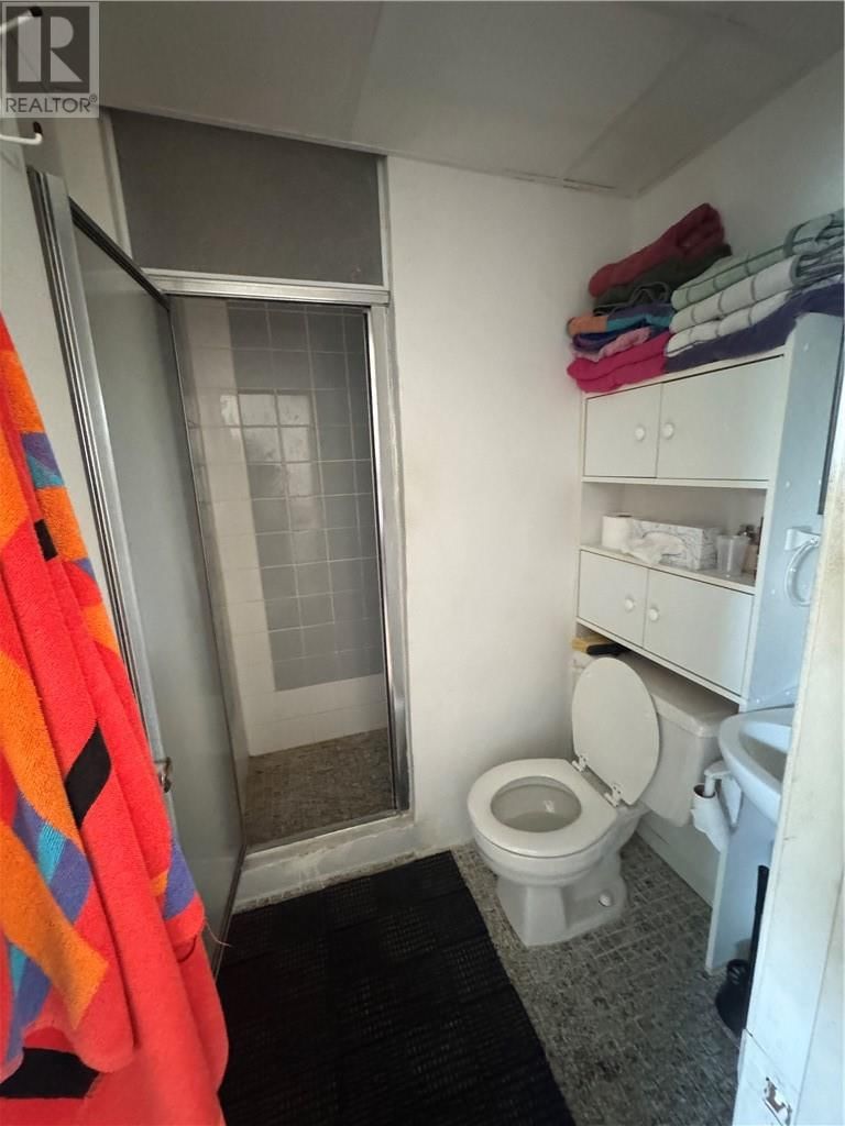 3133 BANCROFT Image 16