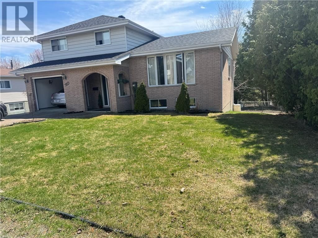 3133 BANCROFT Image 2