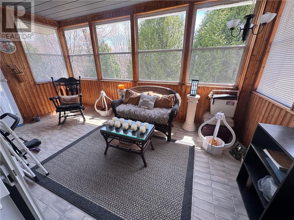 3133 BANCROFT Image 4