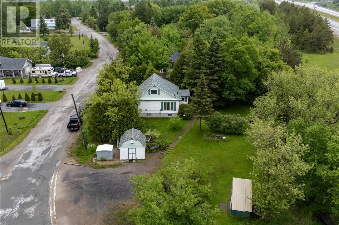 29 LLOYD STREET Image 1