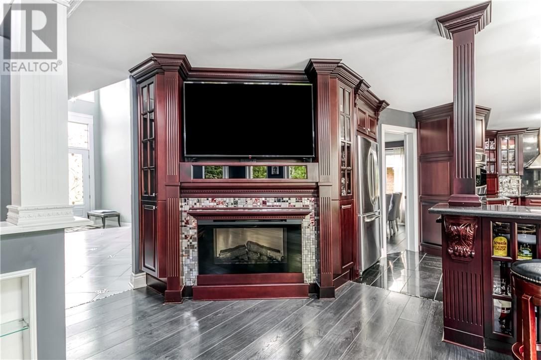 530 GALAXY COURT Image 14