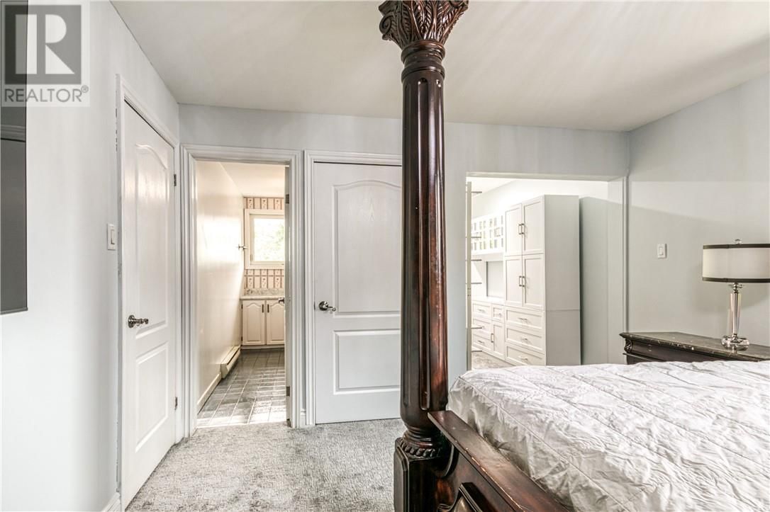 530 GALAXY COURT Image 21