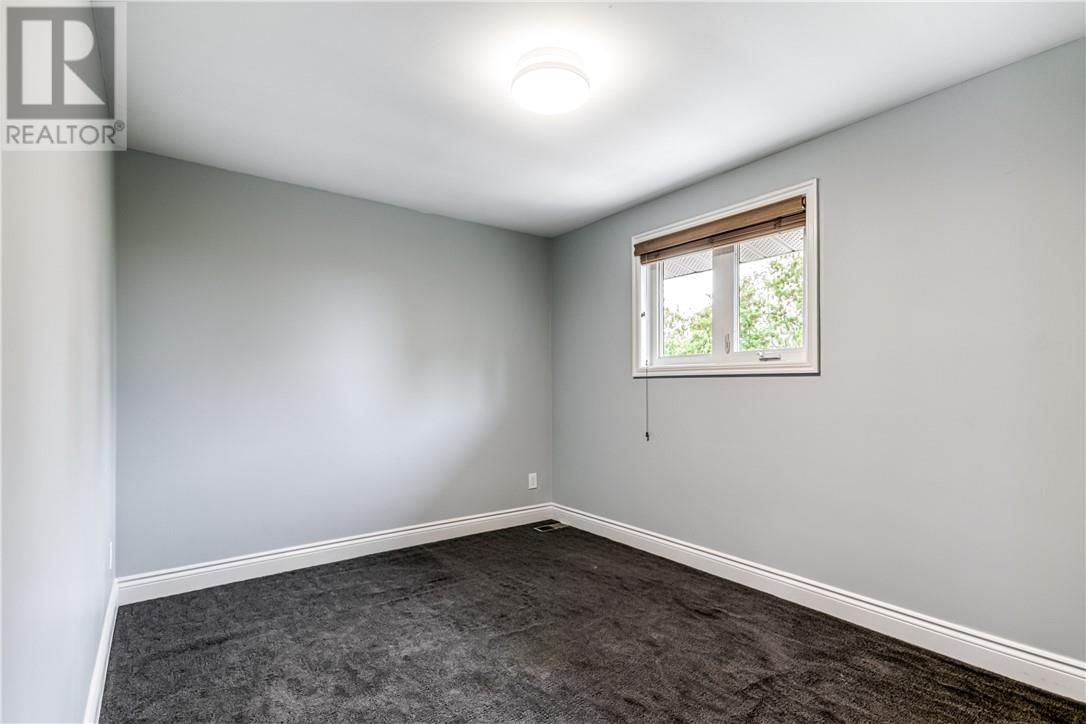 530 GALAXY COURT Image 25
