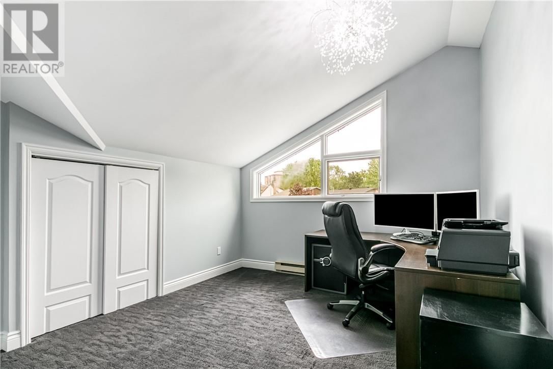 530 GALAXY COURT Image 26