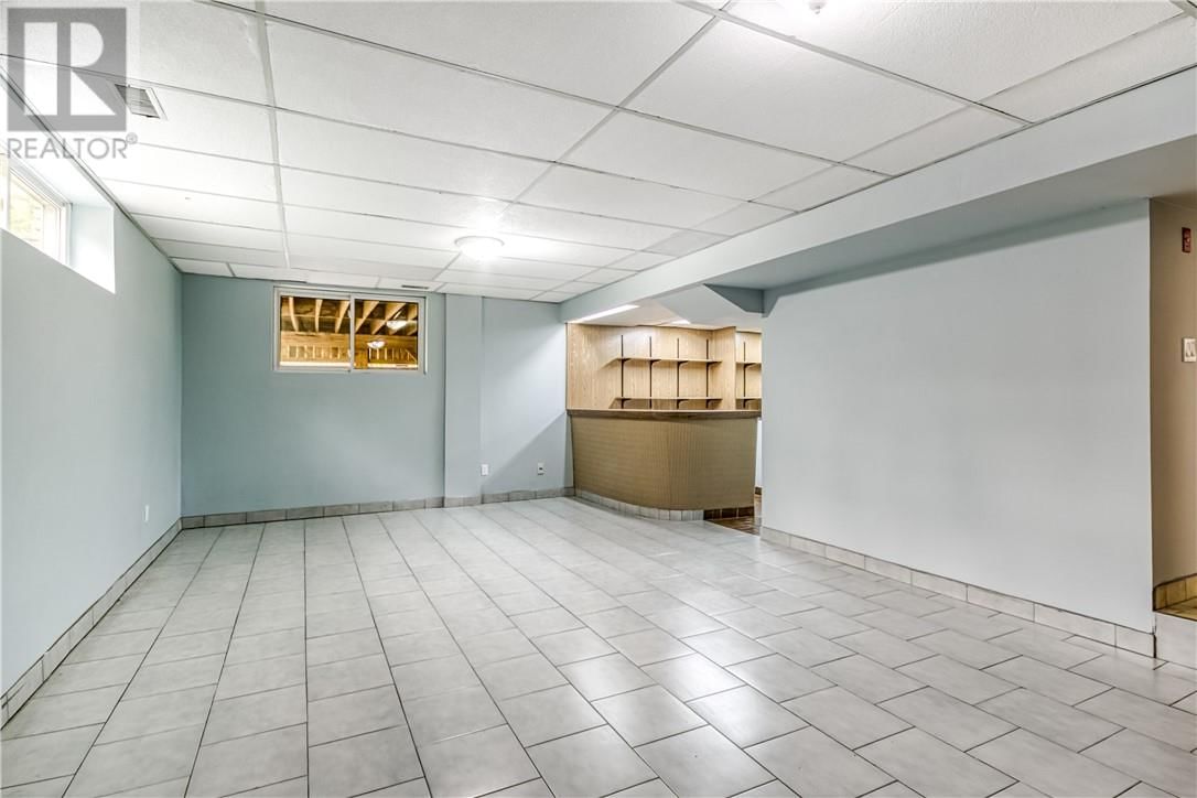 530 GALAXY COURT Image 30