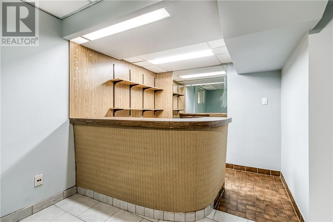 530 GALAXY COURT Image 31