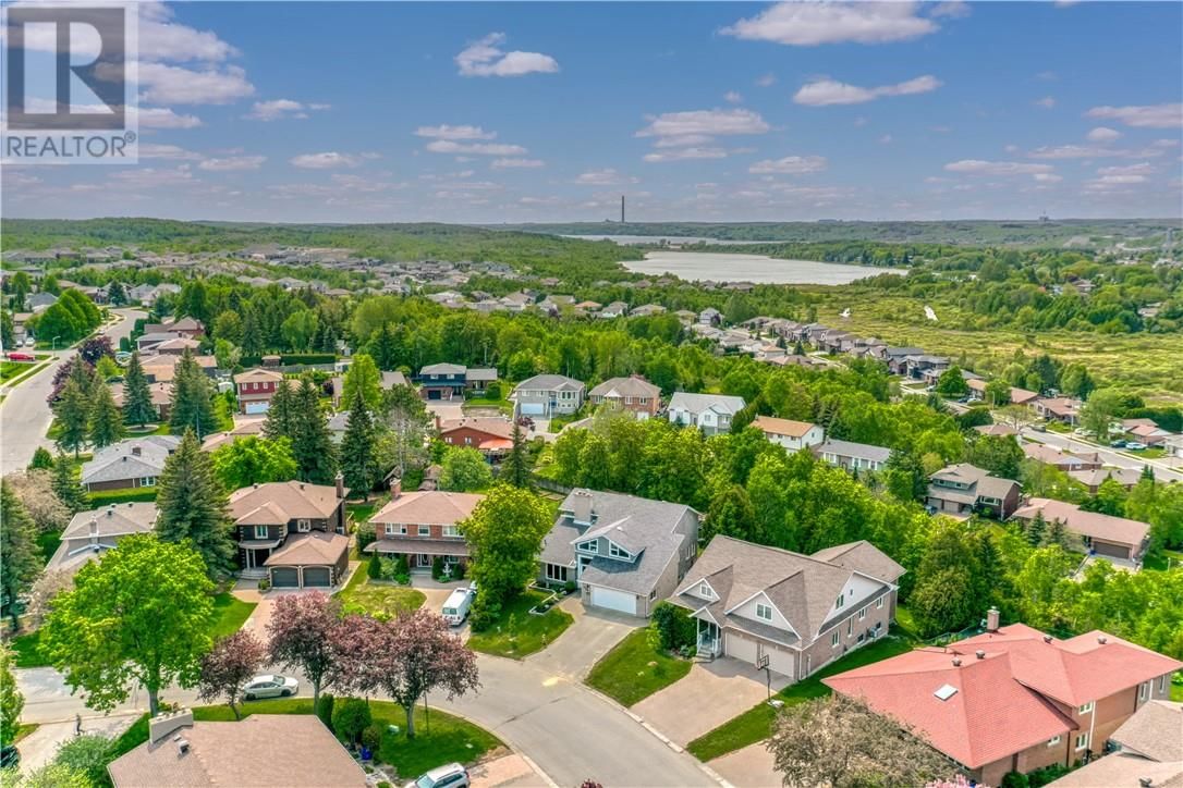 530 GALAXY COURT Image 46