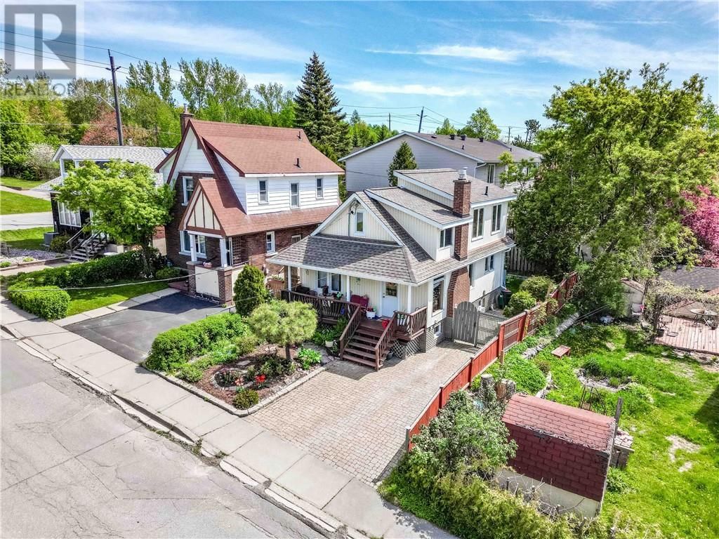 438 ANNIE STREET Image 2