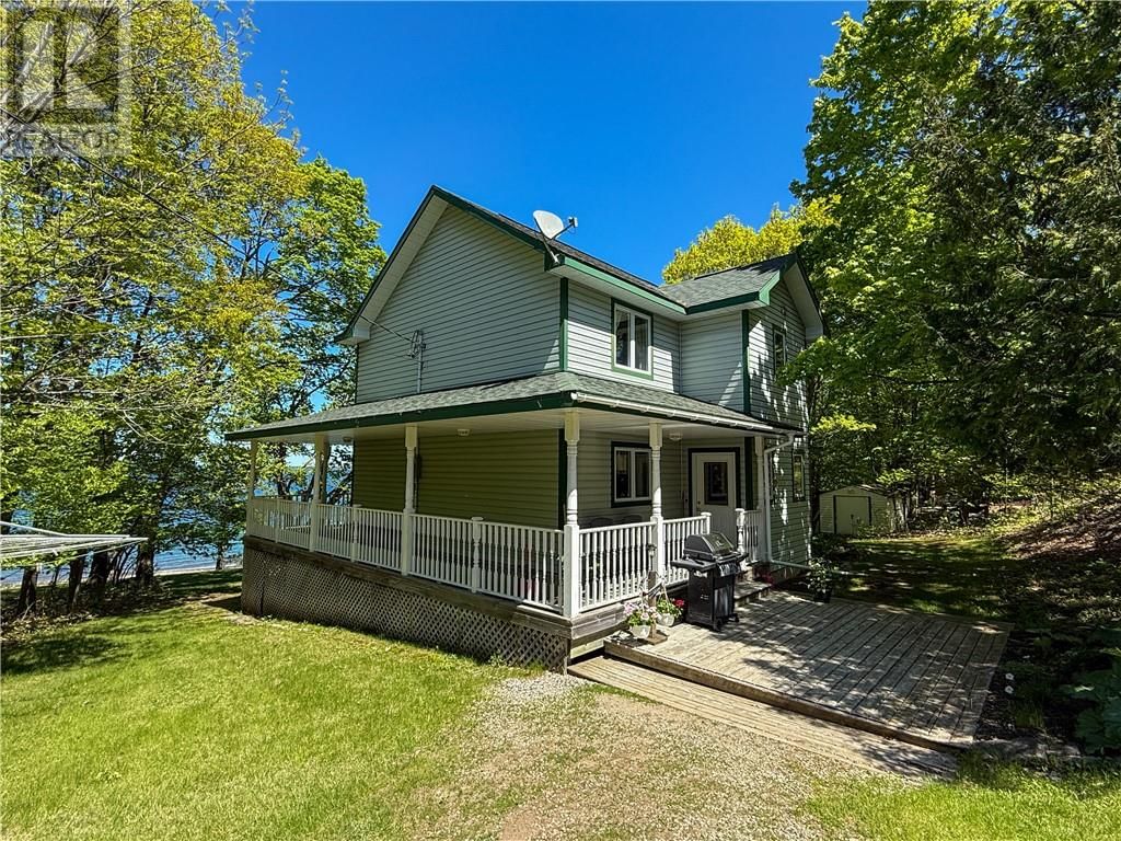 118 MAPLE DRIVE Image 1