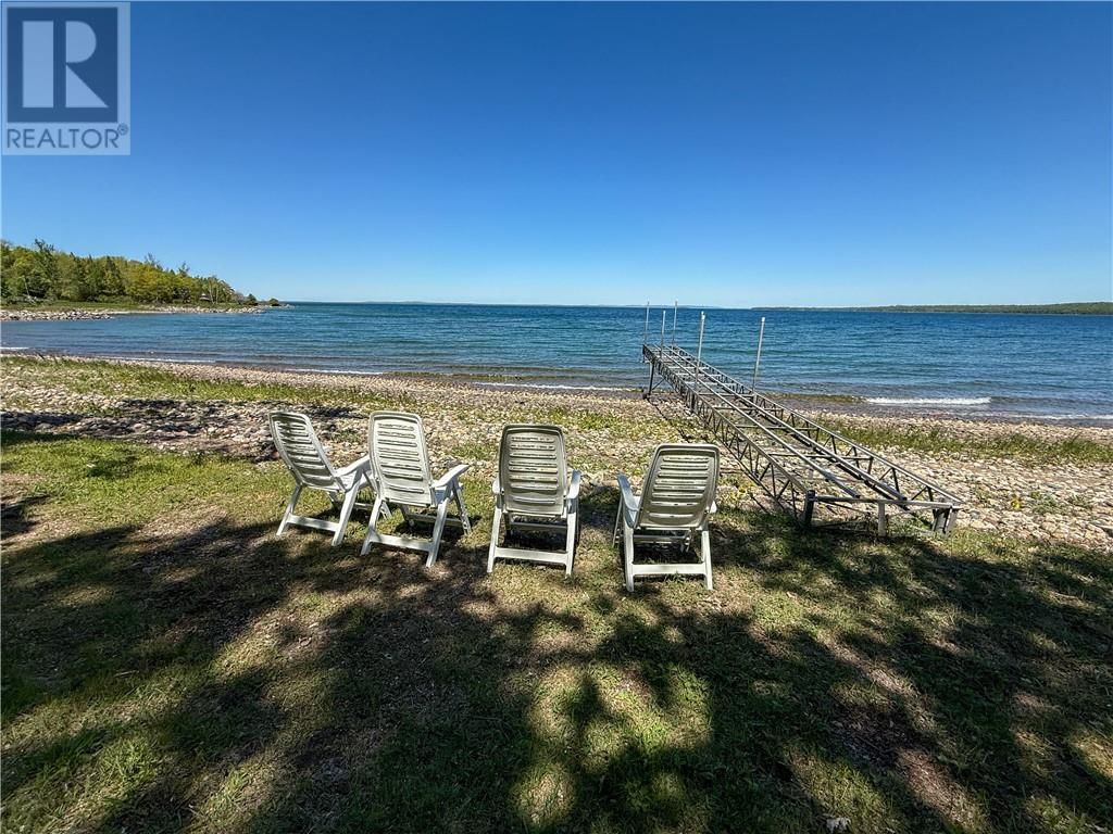118 MAPLE DRIVE Image 11
