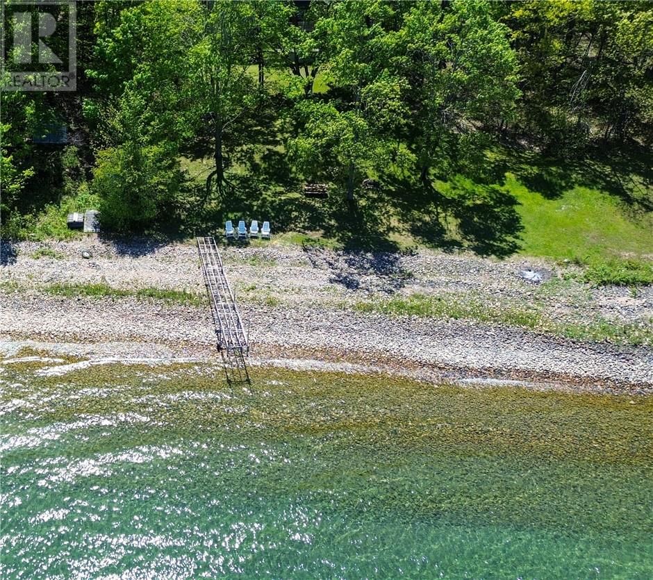 118 MAPLE DRIVE Image 16