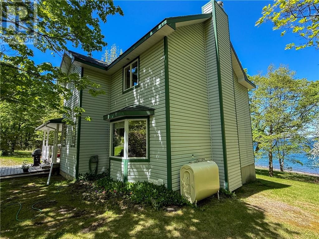 118 MAPLE DRIVE Image 19