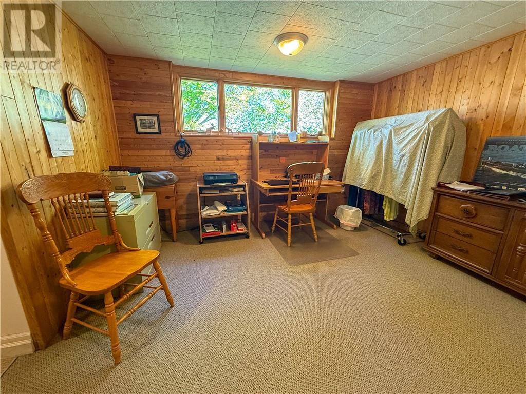 118 MAPLE DRIVE Image 52
