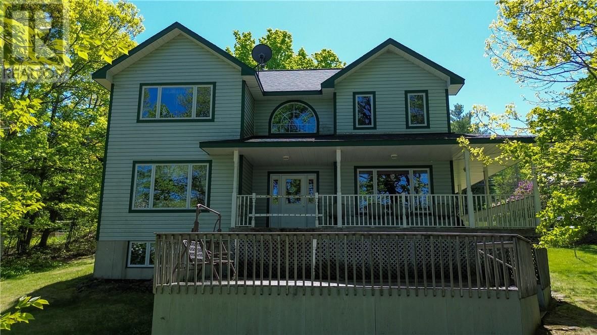 118 MAPLE DRIVE Image 8
