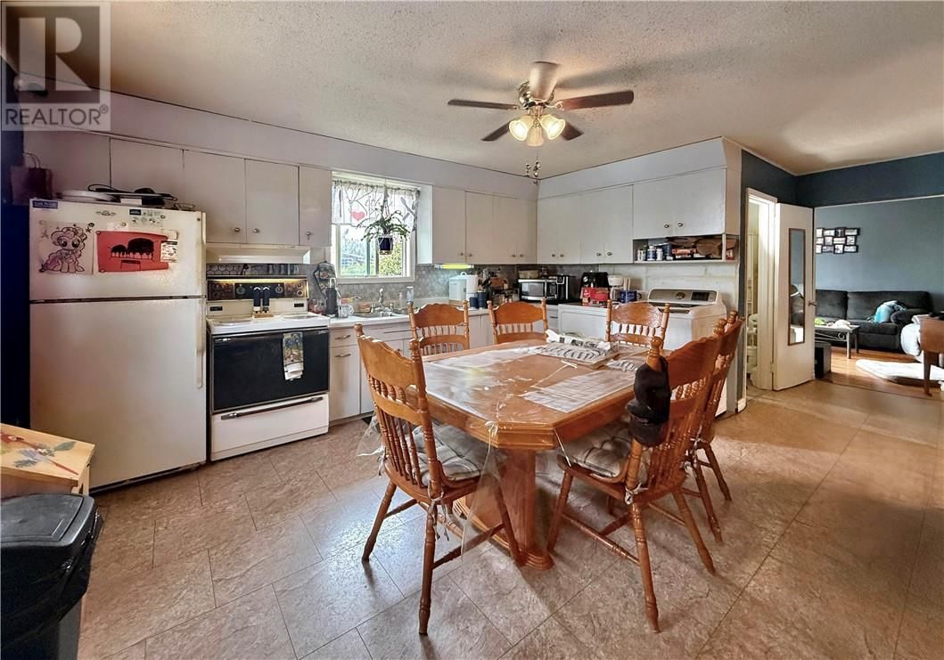 4724 HIGHWAY 69 N Image 12