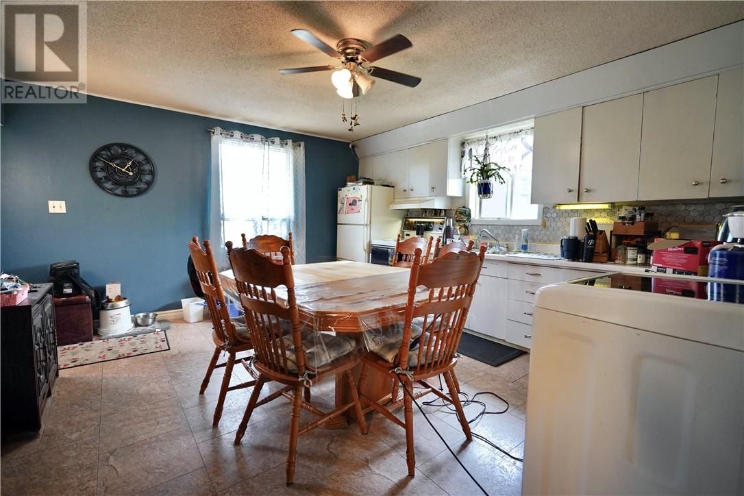 4724 HIGHWAY 69 N Image 13