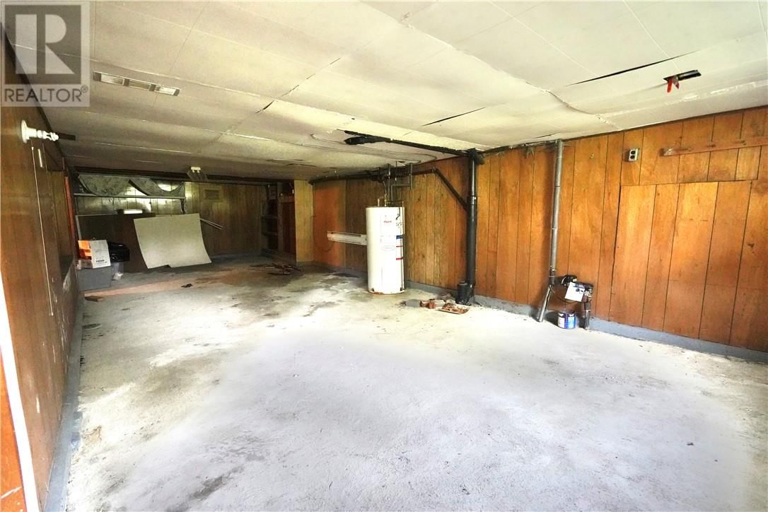 4724 HIGHWAY 69 N Image 32