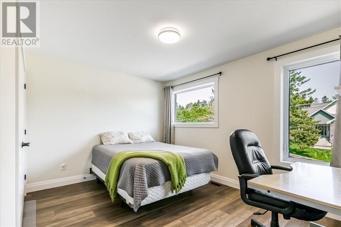 71 SIMON LAKE DRIVE Image 30