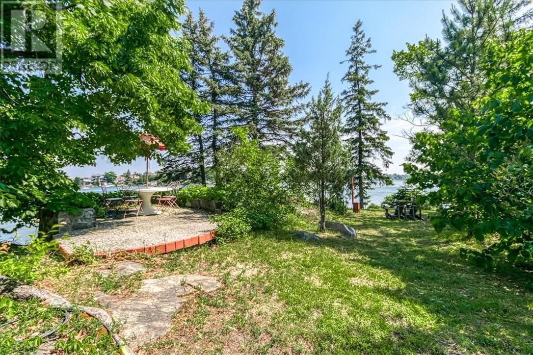 0 NEPAHWIN ISLAND Image 30