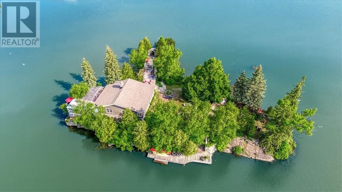 0 NEPAHWIN ISLAND Image 35