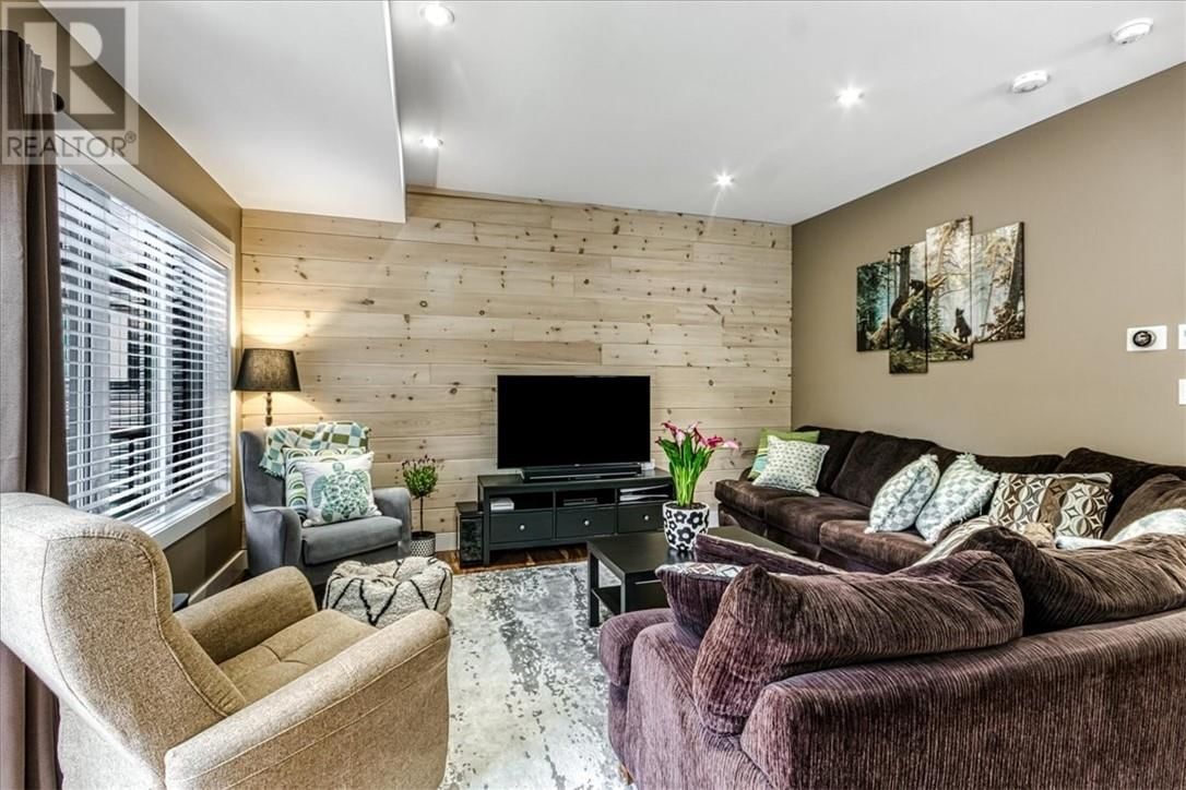 20 CHINABERRY DRIVE Image 23