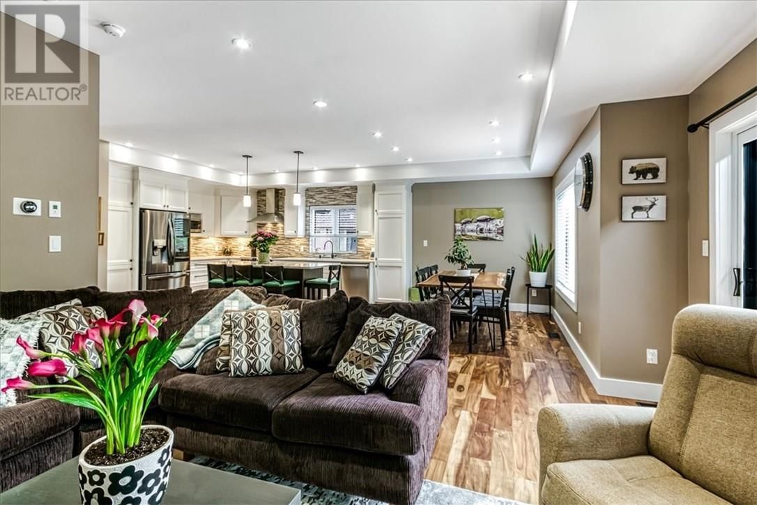 20 CHINABERRY DRIVE Image 24