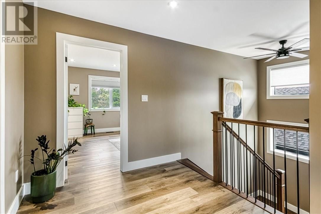 20 CHINABERRY DRIVE Image 28