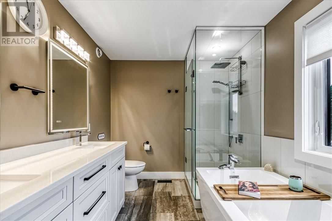 20 CHINABERRY DRIVE Image 31
