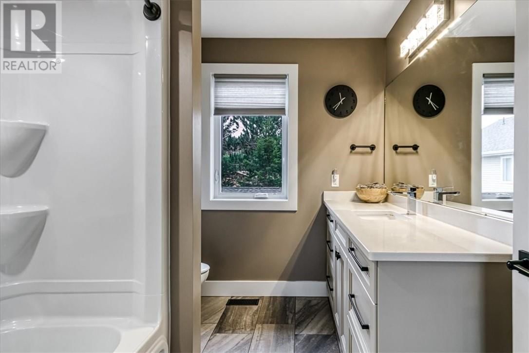 20 CHINABERRY DRIVE Image 34
