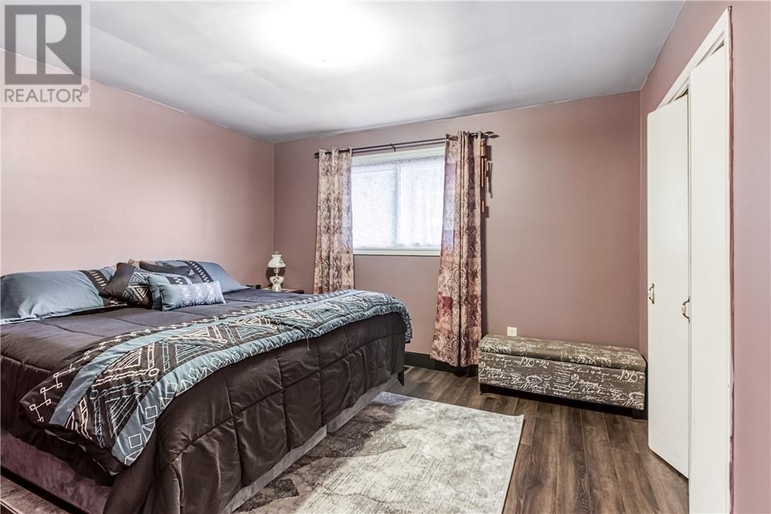 17 PENMAN AVENUE Image 11