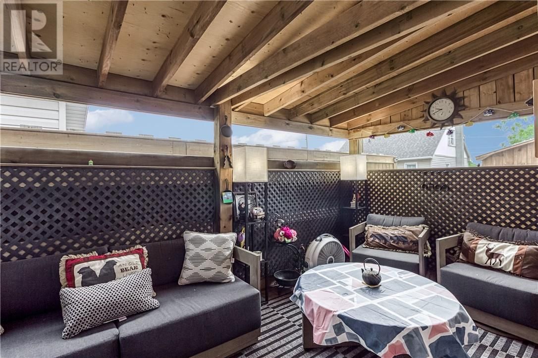17 PENMAN AVENUE Image 31