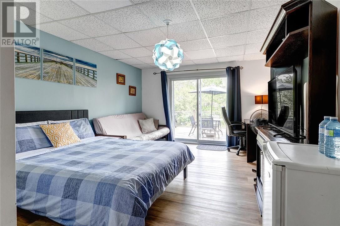 116 ESTE DRIVE Image 13