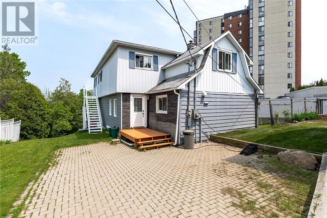 116 ESTE DRIVE Image 2