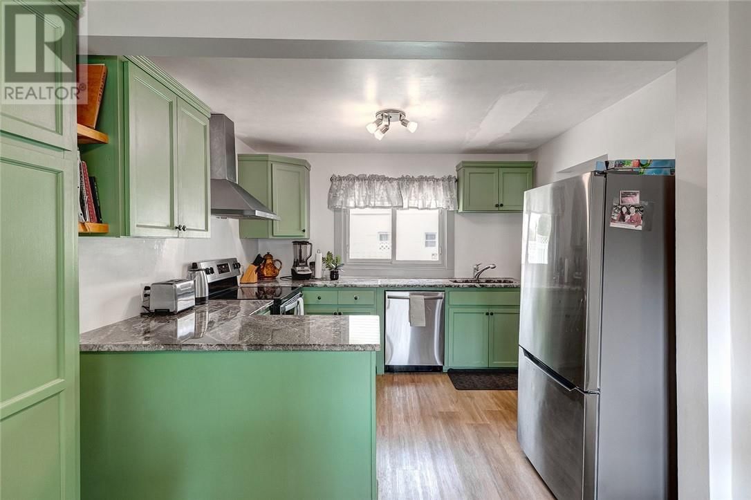 116 ESTE DRIVE Image 5