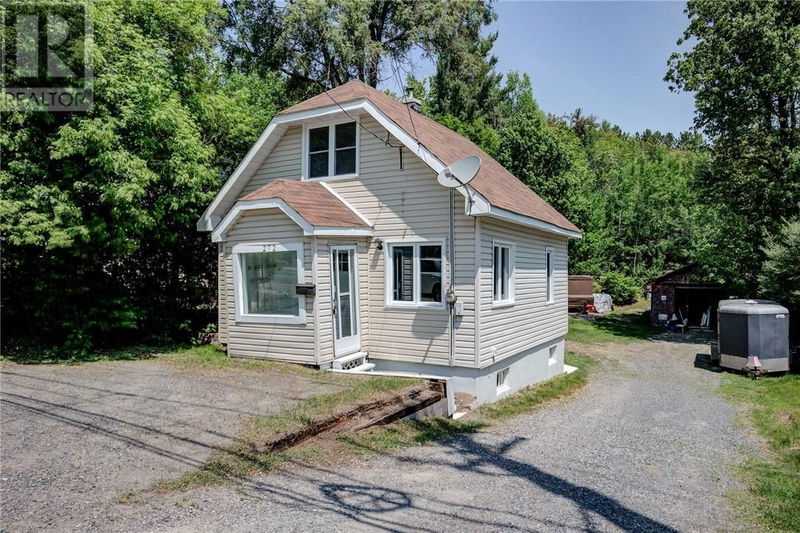 272 Kathleen Street Sudbury, Ontario