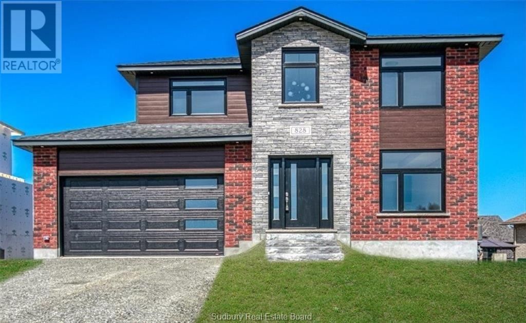 828 MOONROCK Image 1