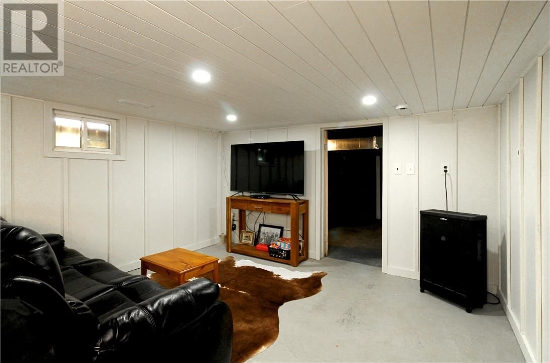 14 PLANTE ROAD Image 17