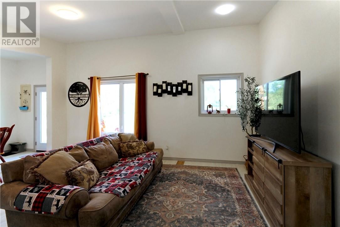 14 PLANTE ROAD Image 8